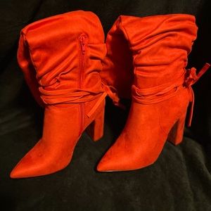 ❤️❤️Size 8.5, Never Worn Red Heeled Boots❤️❤️